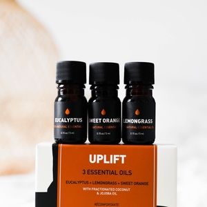• NWOT uplift essential oils set •